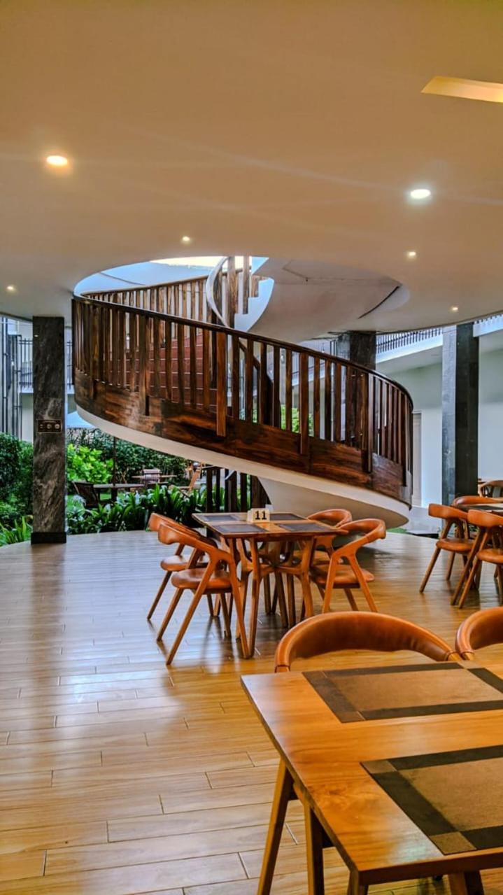 Grand Samota Hotel Sumbawa Εξωτερικό φωτογραφία