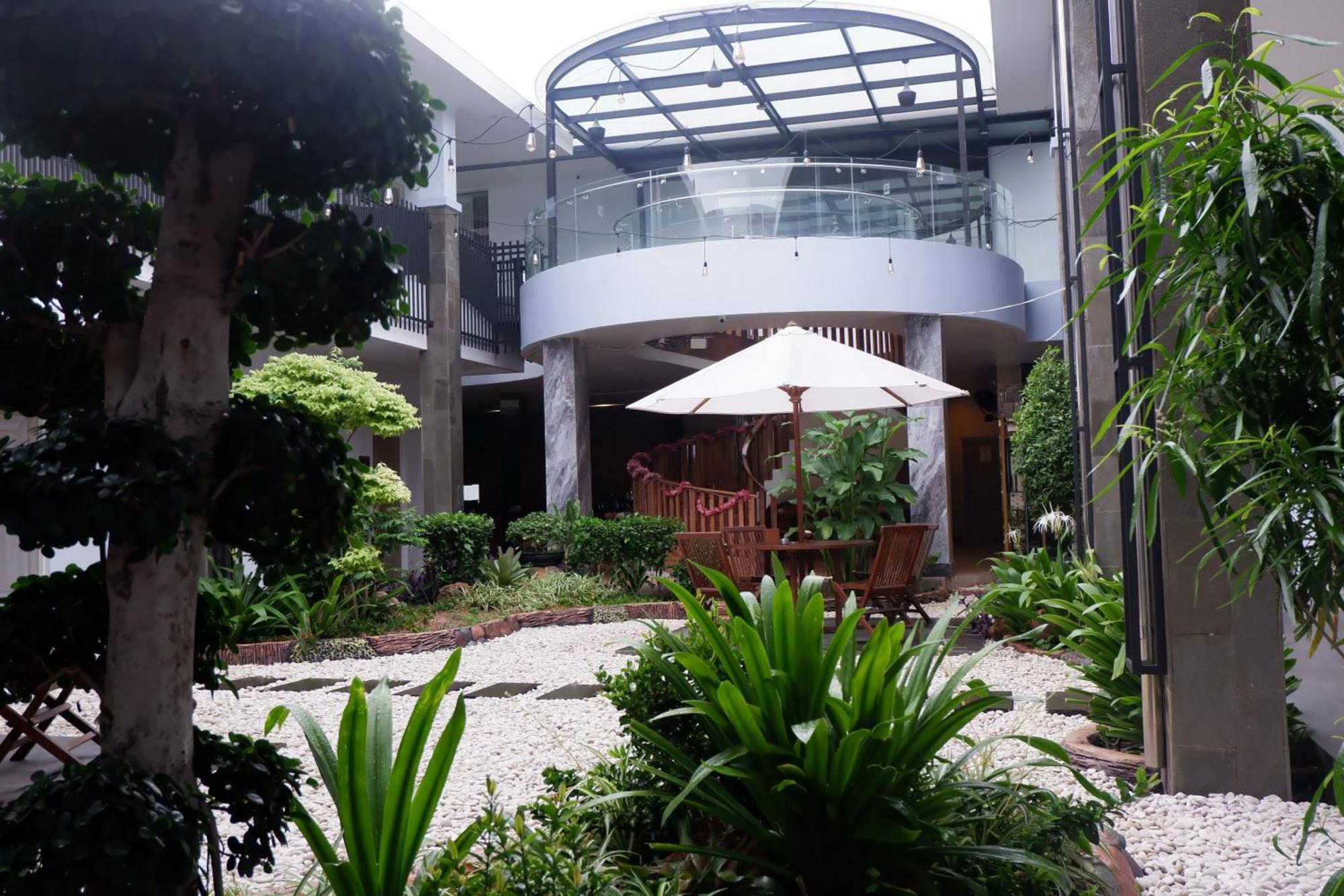 Grand Samota Hotel Sumbawa Εξωτερικό φωτογραφία