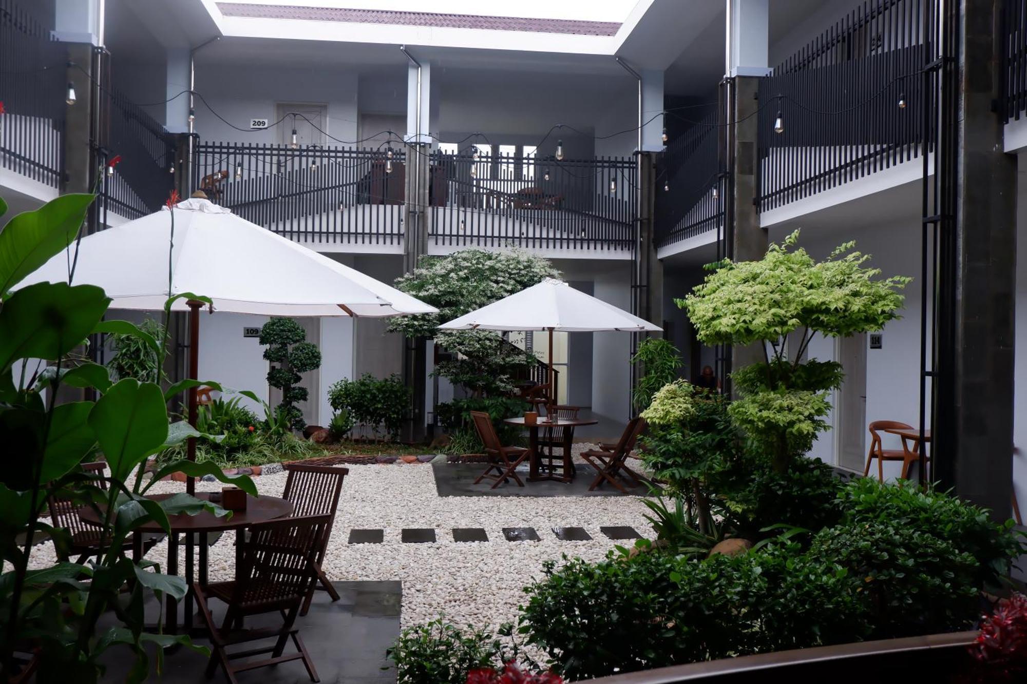 Grand Samota Hotel Sumbawa Εξωτερικό φωτογραφία